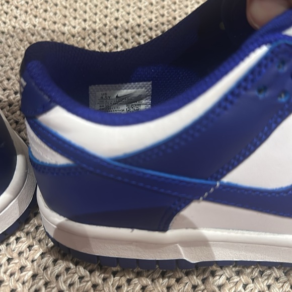 Nike dunks sneakers - Picture 5 of 6